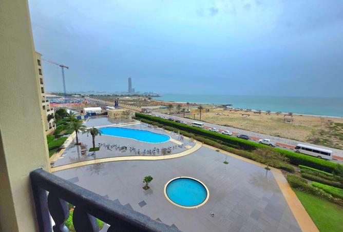 Cozy Studio l Stunning Sea Views | full Furnished